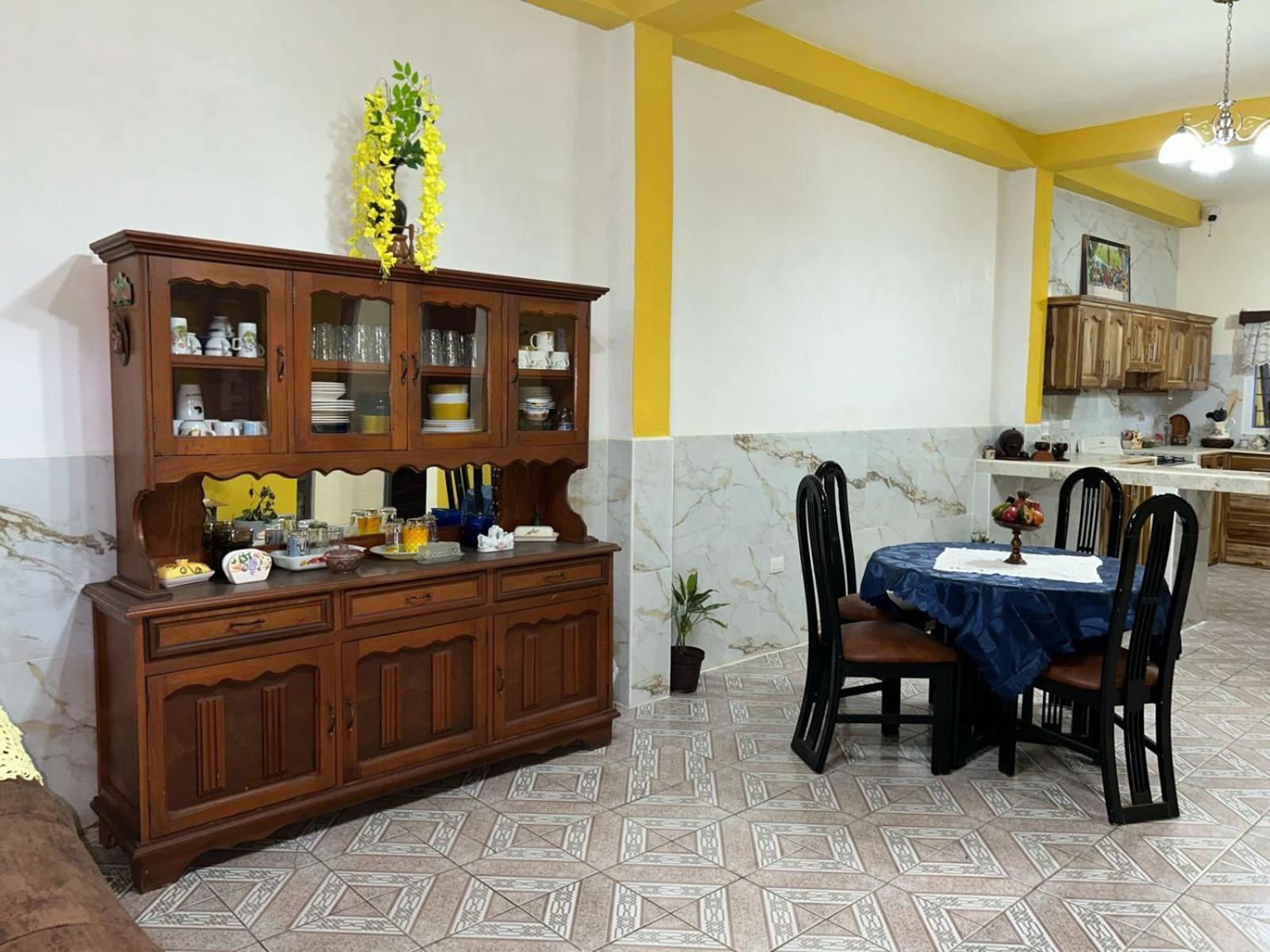 Casa Maya Itza フローレス エクステリア 写真